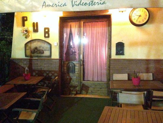 Pub America